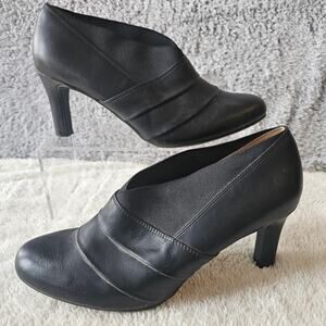 Lifestride Women Micah Leather Velocity Memory Foam Ankle Bootie Size 9.5M Black